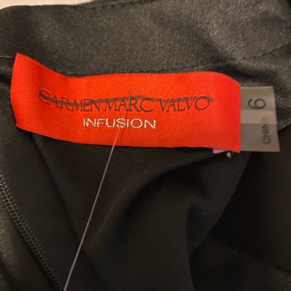 NWOT Carmen Marc Valvo Infusion Ruffle Front Gown - Picture 5 of 5